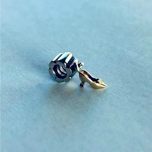 Pandora Stiletto Shoe Charm With 14K Gold - Picture 3 of 8
